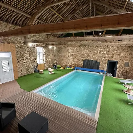 De Charme Avec Piscine Interieure Amne