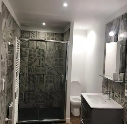 בית נופש De Charme Avec Piscine Interieure Amne