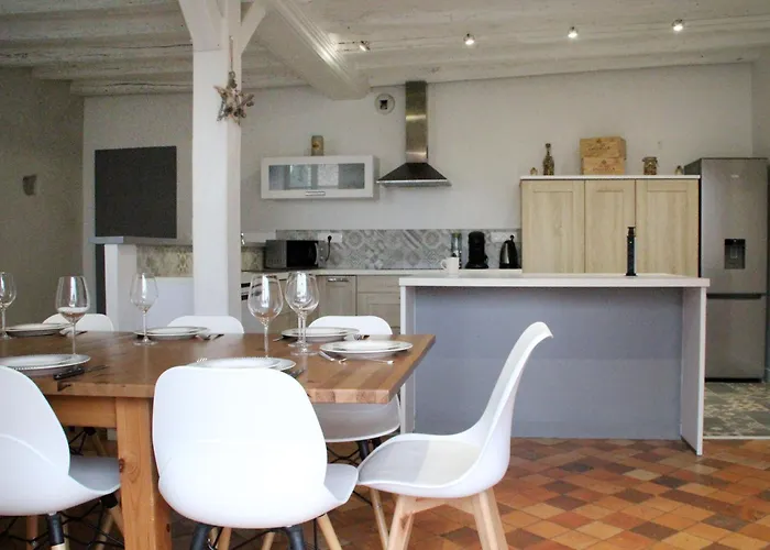 De Charme Avec Piscine Interieure Amne